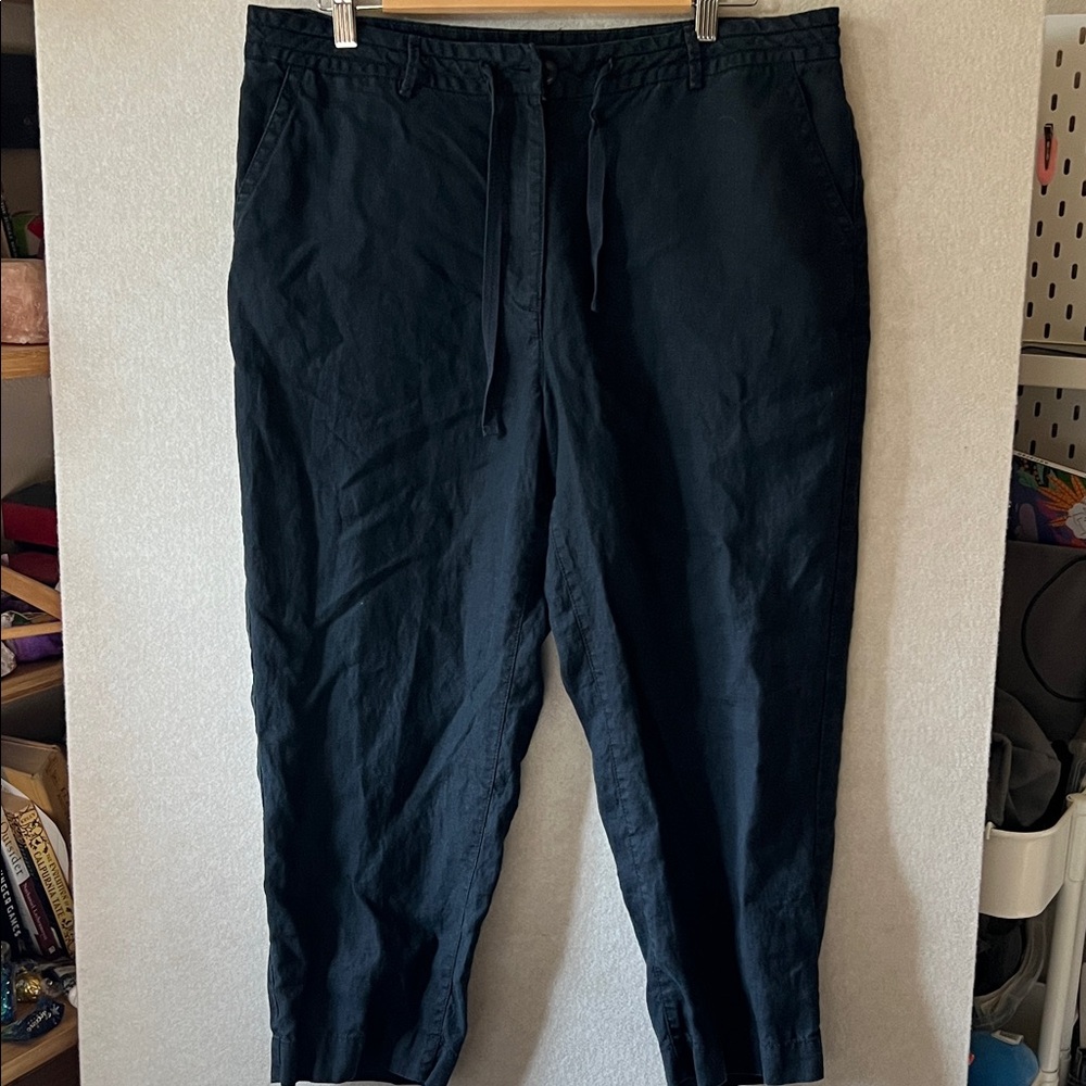 Women's LLBean Black Linen Classic Fit Ankle length